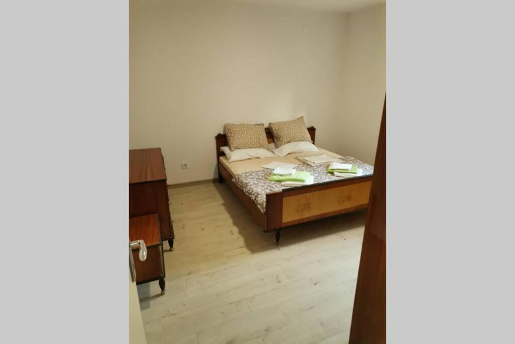 Apartman Danica Херцег Нови Екстериор снимка
